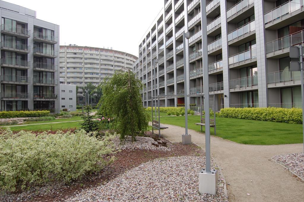 Apartament Triton Park Varsovia Exterior foto