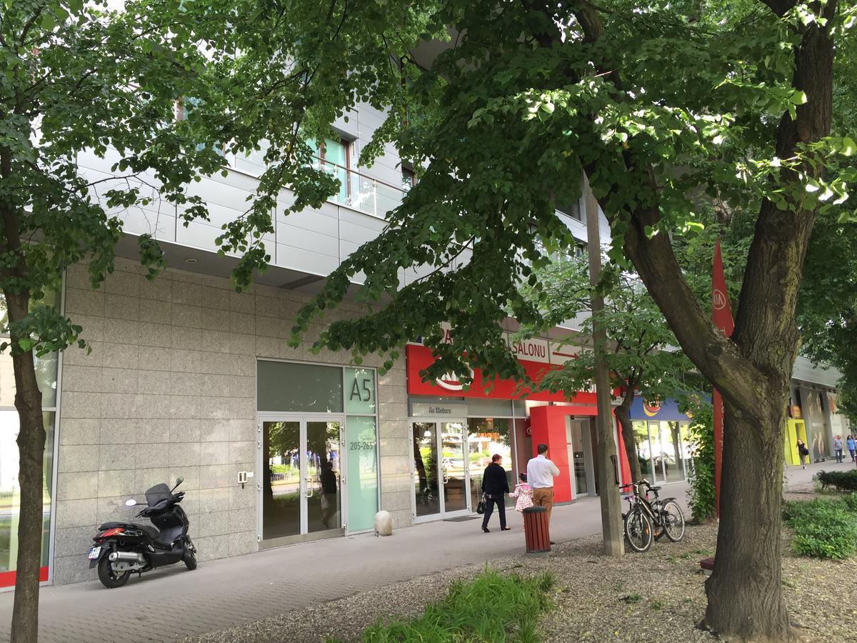 Apartament Triton Park Varsovia Exterior foto